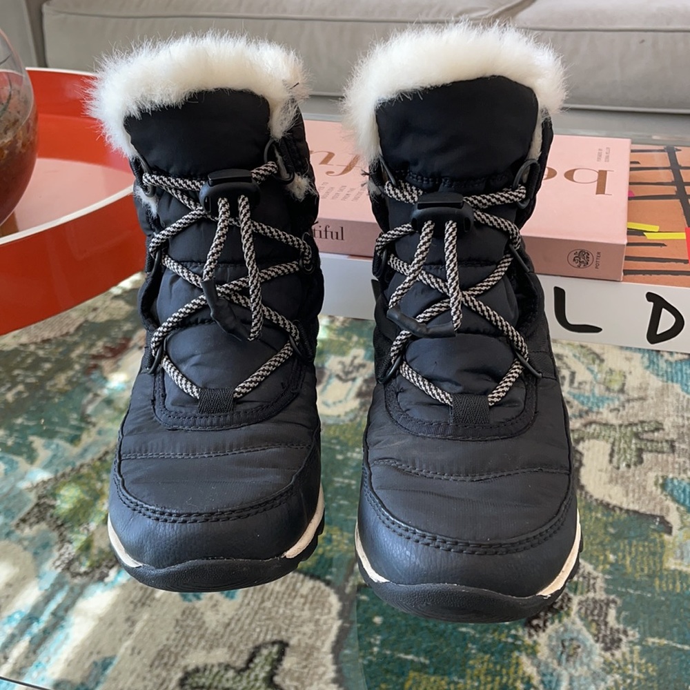 SOREL Youth Snow Boots Youth Size 4